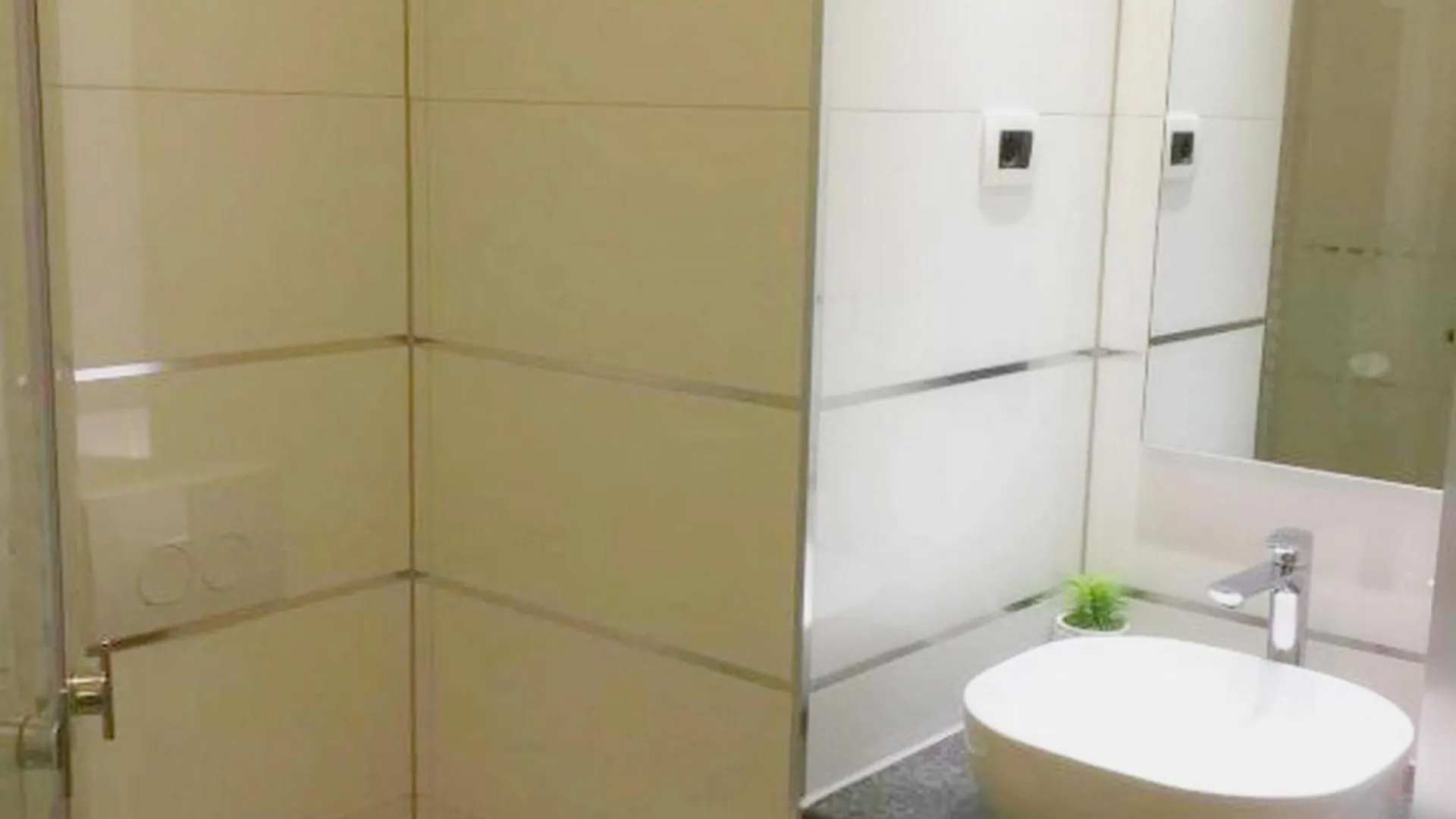 Modern And Cozy Apartment With Terrace In Kastel Kambelovac Kaštela 0*,